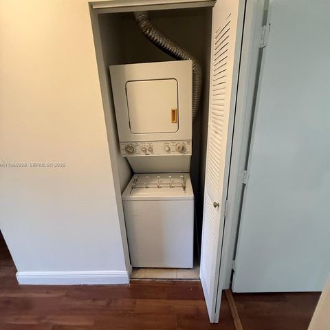 8260 SW 149th Ct 9-205, Miami, FL 33193