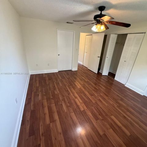 8260 SW 149th Ct 9-205, Miami, FL 33193