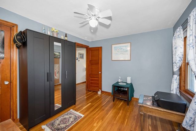 17 Roland Ave, Dracut, MA 01826