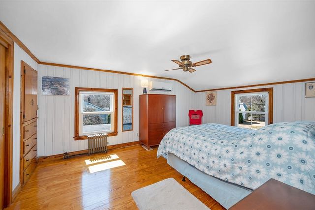 17 Roland Ave, Dracut, MA 01826