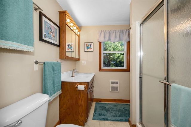 17 Roland Ave, Dracut, MA 01826