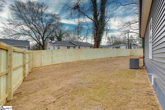 4 Hall Street, Greenville, SC 29607