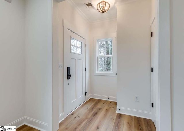 4 Hall Street, Greenville, SC 29607