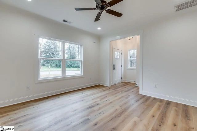 4 Hall Street, Greenville, SC 29607