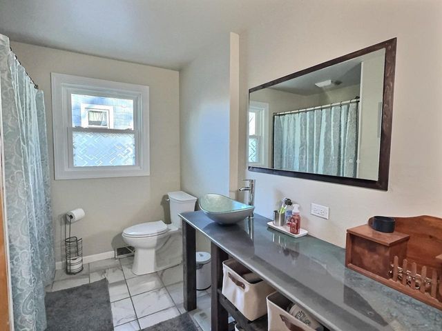 1204 GROVE STREET, Oshkosh, WI 54901