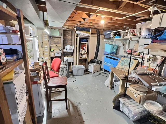 1204 GROVE STREET, Oshkosh, WI 54901