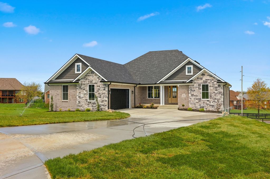 412 Doubletree Court, Richmond, KY 40475