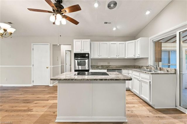 4906 Yarmouth Drive, Greensboro, NC 27407