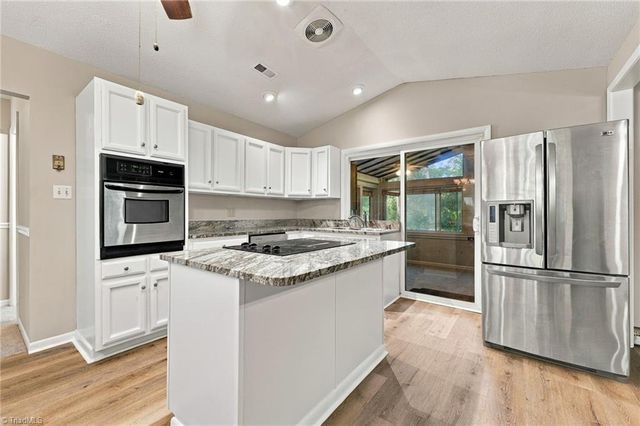 4906 Yarmouth Drive, Greensboro, NC 27407