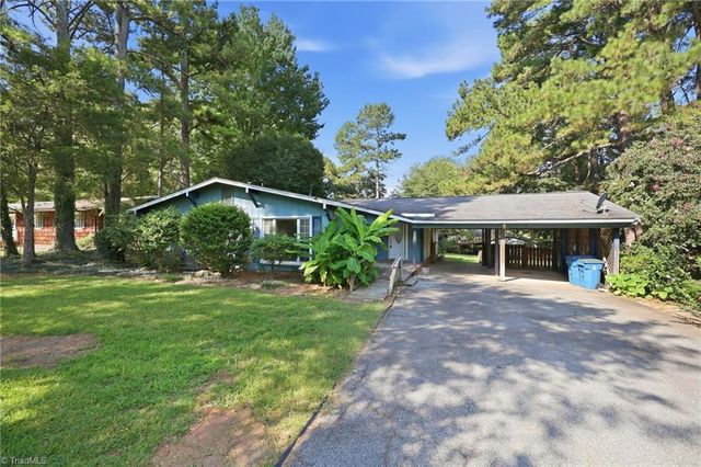 4906 Yarmouth Drive, Greensboro, NC 27407
