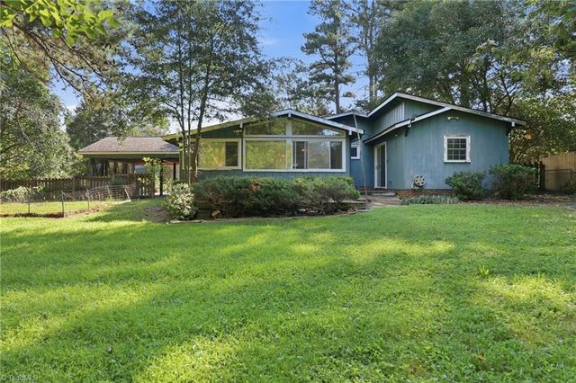 4906 Yarmouth Drive, Greensboro, NC 27407