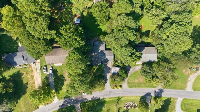 4906 Yarmouth Drive, Greensboro, NC 27407