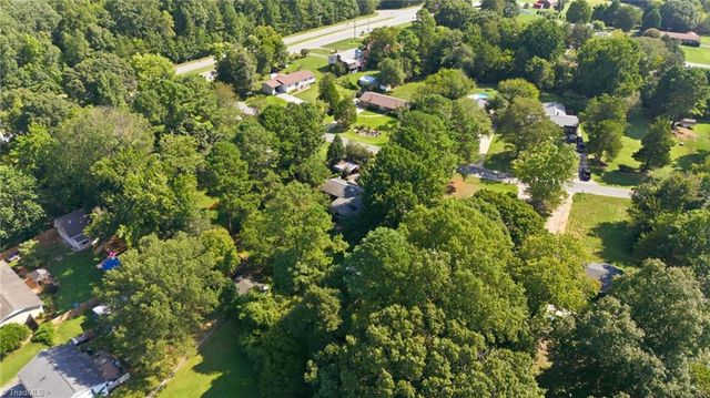 4906 Yarmouth Drive, Greensboro, NC 27407