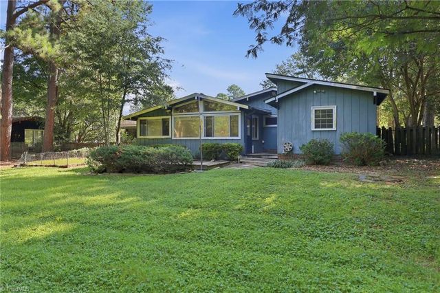 4906 Yarmouth Drive, Greensboro, NC 27407