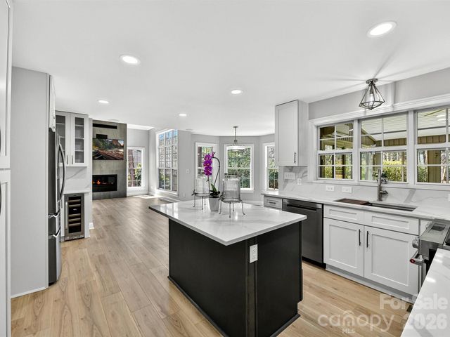 2597 Penngate Drive, Sherrills Ford, NC 28673