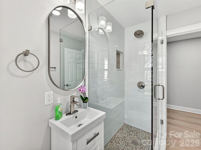 2597 Penngate Drive, Sherrills Ford, NC 28673