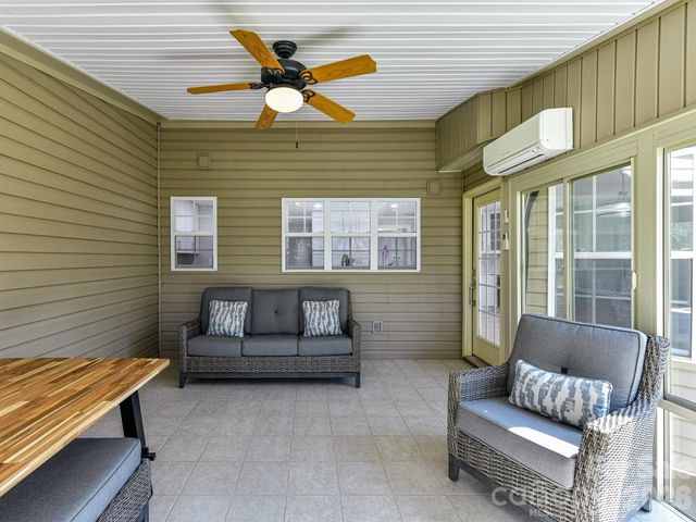 2597 Penngate Drive, Sherrills Ford, NC 28673