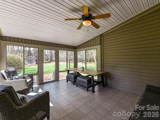 2597 Penngate Drive, Sherrills Ford, NC 28673