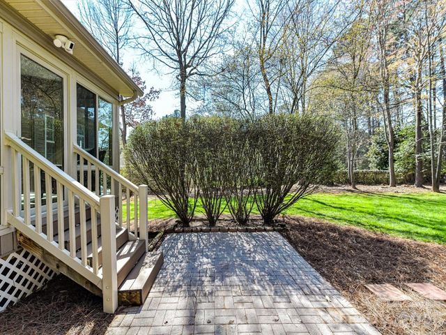 2597 Penngate Drive, Sherrills Ford, NC 28673