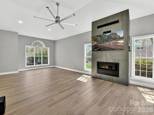 2597 Penngate Drive, Sherrills Ford, NC 28673