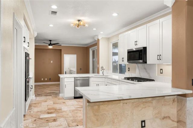 18936 Summerleaf Lane, Riverside, CA 92504