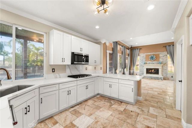 18936 Summerleaf Lane, Riverside, CA 92504