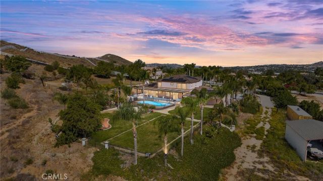 18936 Summerleaf Lane, Riverside, CA 92504