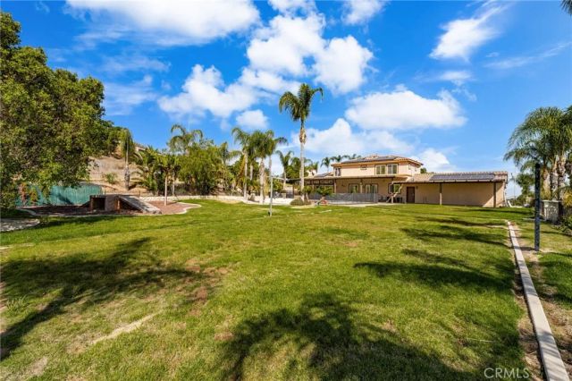 18936 Summerleaf Lane, Riverside, CA 92504