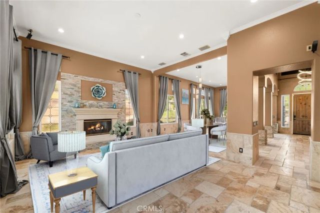 18936 Summerleaf Lane, Riverside, CA 92504