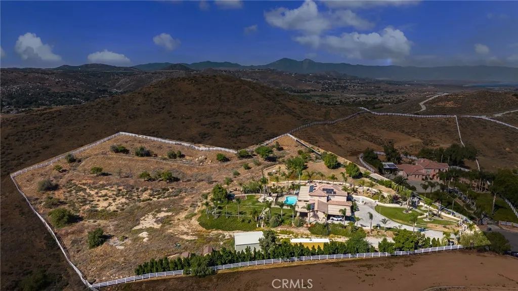 18936 Summerleaf Lane, Riverside, CA 92504