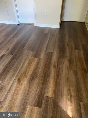 18318 STREAMSIDE DR #203, Gaithersburg, MD 20879