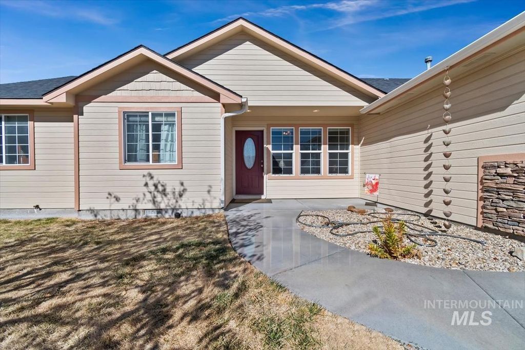 962 W 4th N, Mountain Home, ID 83647 photo 5