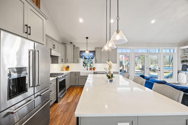 622 Lillards Ferry Road, Versailles, KY 40383