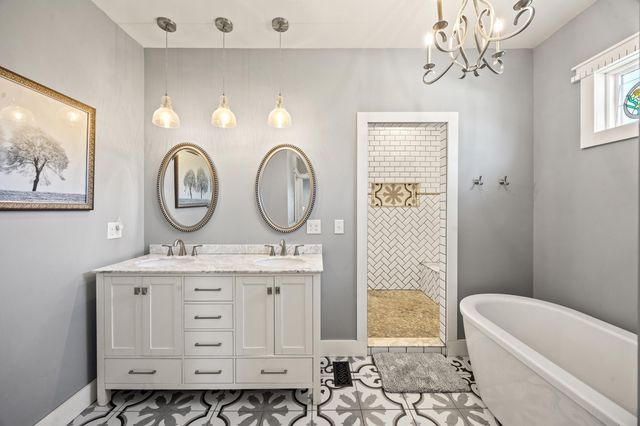 622 Lillards Ferry Road, Versailles, KY 40383