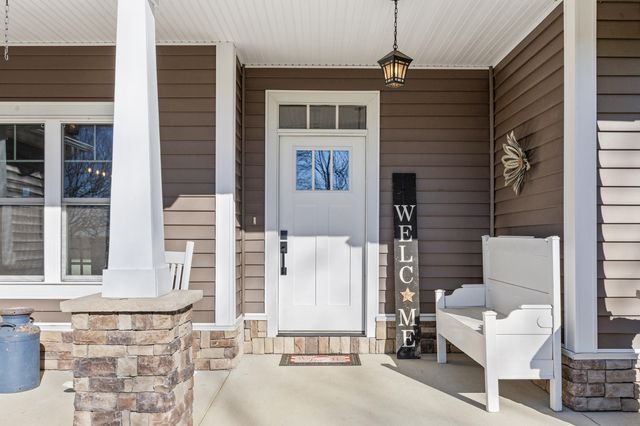 622 Lillards Ferry Road, Versailles, KY 40383