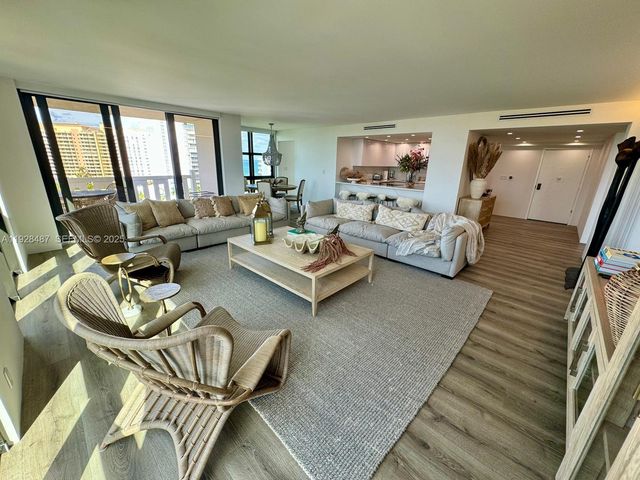 1121 Crandon Blvd E1001, Key Biscayne, FL 33149