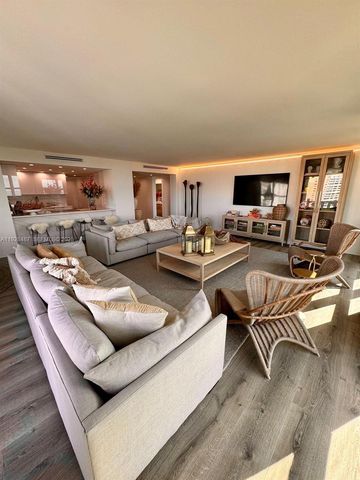 1121 Crandon Blvd E1001, Key Biscayne, FL 33149