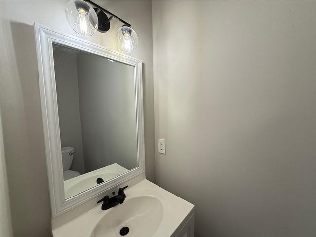 5325 Hillgate Crossing, Alpharetta, GA 30005