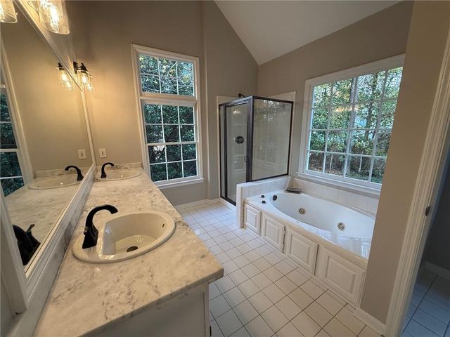 5325 Hillgate Crossing, Alpharetta, GA 30005
