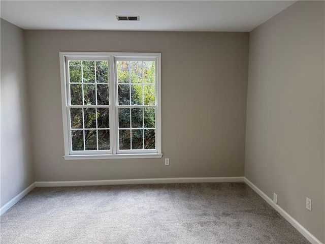5325 Hillgate Crossing, Alpharetta, GA 30005