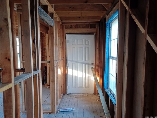 213 Pendleton Ave, San Antonio, TX 78204