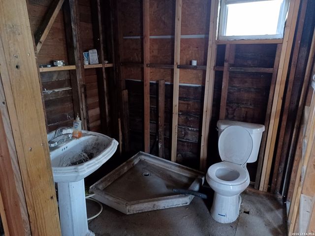 213 Pendleton Ave, San Antonio, TX 78204