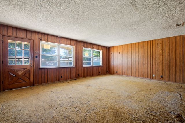 361 N Shore Place, Lewisville, TX 75067