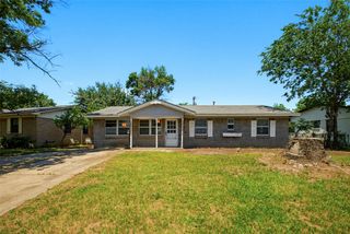361 N Shore Place, Lewisville, TX 75067
