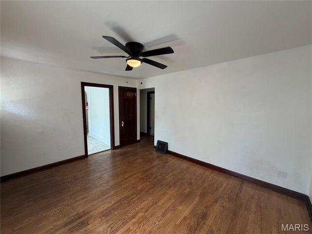 7141 Greenhaven Drive, Jennings, MO 63136