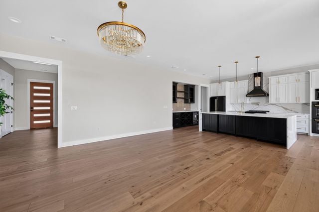 18213 Gregg Bluff RD, Jonestown, TX 78645