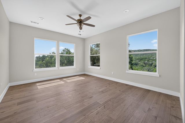 18213 Gregg Bluff RD, Jonestown, TX 78645