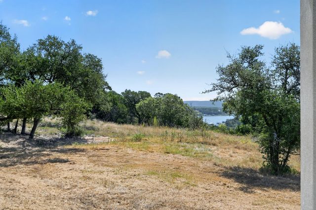 18213 Gregg Bluff RD, Jonestown, TX 78645