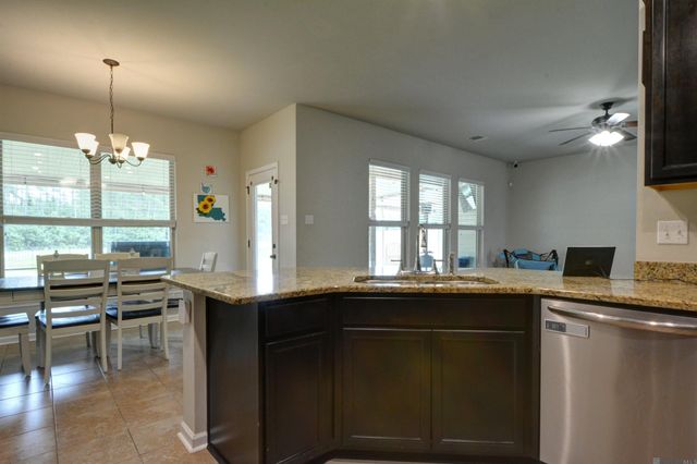 26594 Old Barnwood Dr, Denham Springs, LA 70726