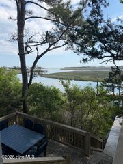 103 N Bald Head Wynd, Southport, NC 28461